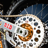 Cremalheira Alumínio RENTHAL ULTRALIGHT SUZUKI DR 350 90-99, DRZ 400 00-24, RM 125/250 81-11, RMZ 250 07-25, RMZ 450 05-25, RMX 450Z 10-20 Prata