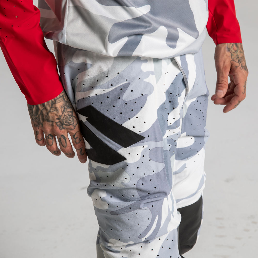 Calças SHIFT 3LUE LABEL SNOW CAMO 2020