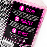 Kit de Limpeza MUC-OFF MOTORCYCLE CARE DUO