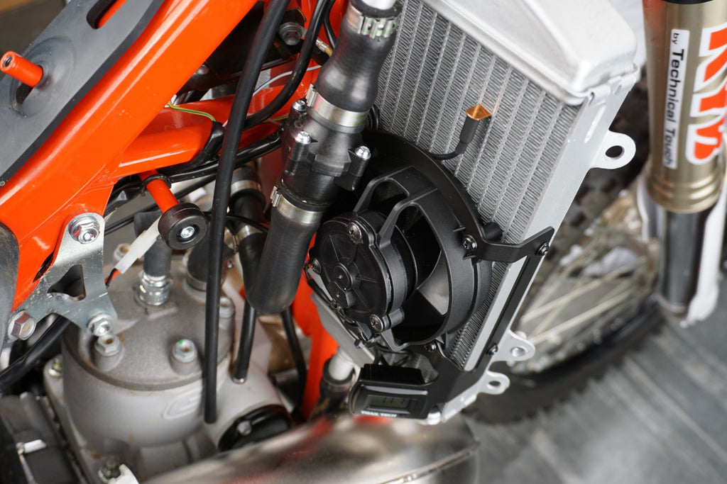 Electroventilador Digital TRAIL TECH BETA RR 250/300 13-19, GAS GAS EC 250/300 18-20, RIEJU MR 250/300 20-23