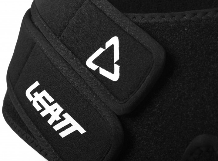 Protecção de ombro direito LEATT