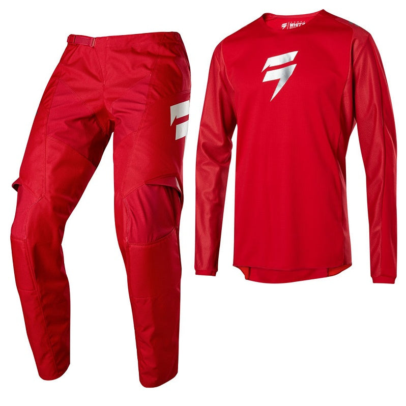 Conjunto SHIFT WHIT3 LABEL BLOODLINE 2020