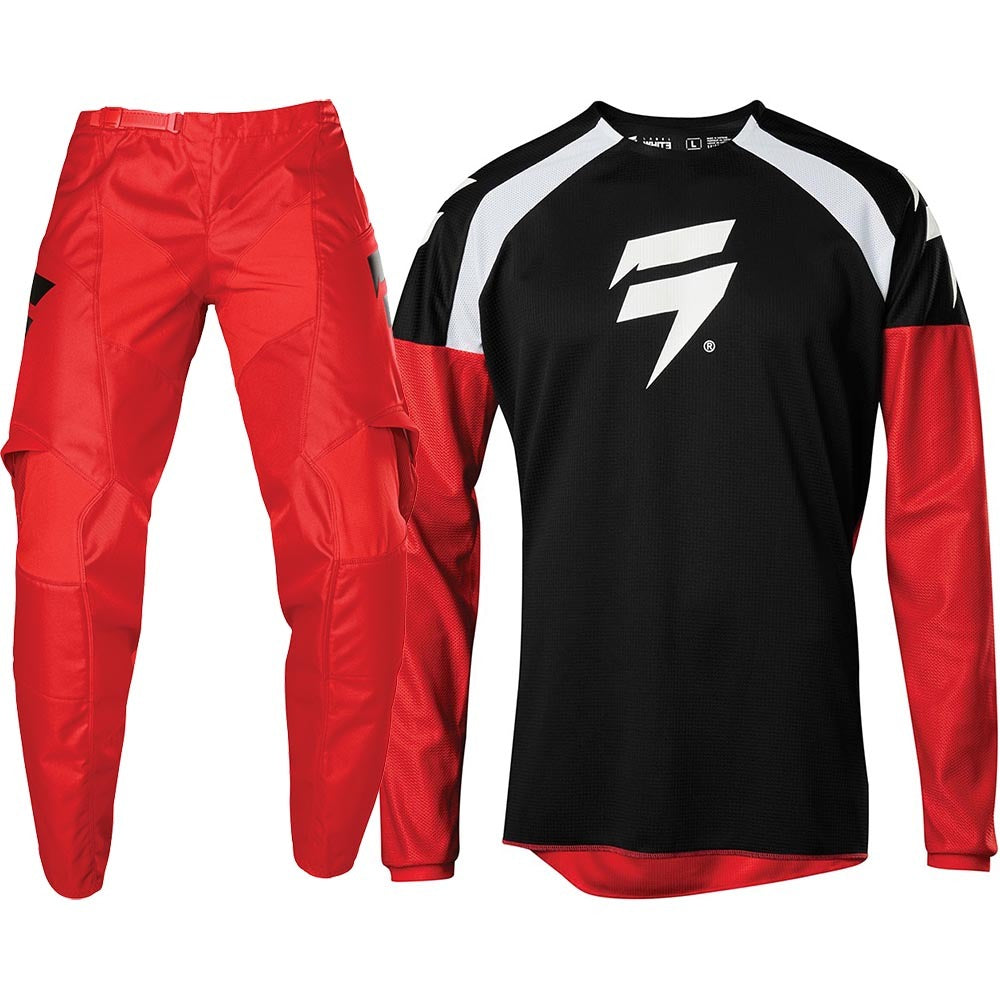 Conjunto SHIFT WHIT3 LABEL RACE 1 2020