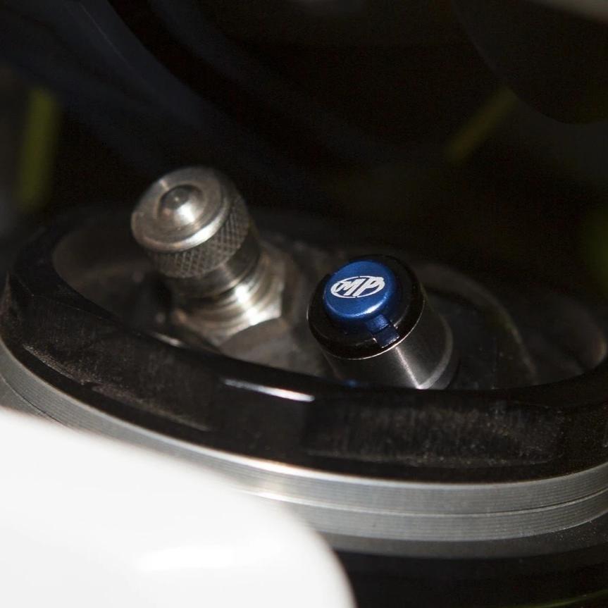 Purgadores MOTION PRO MICRO BLEEDER M4 x 0.7 e M8 x 1.0 para Suspensões WP AER 2