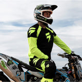 Conjunto SHIFT WHIT3 LABEL RACE 1 2020