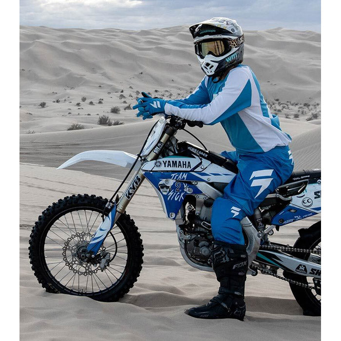 Conjunto SHIFT WHIT3 LABEL RACE 2 2020